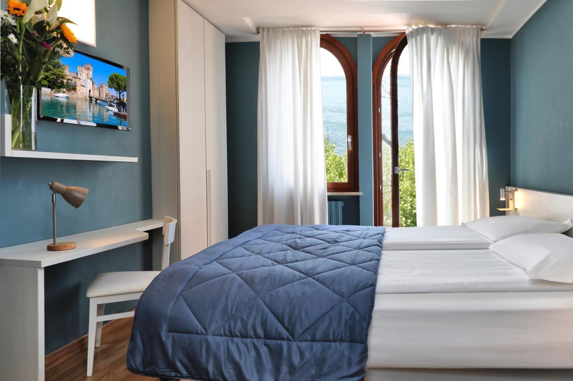 Albergo All'Ancora Garda  Zewnętrze zdjęcie